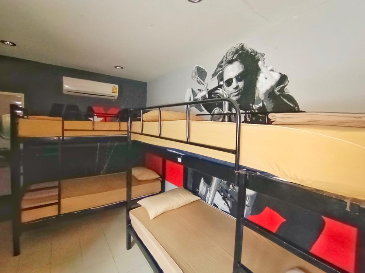 Wet! A Pool Party Hostel By Wild & Wandering Haad Rin Luaran gambar